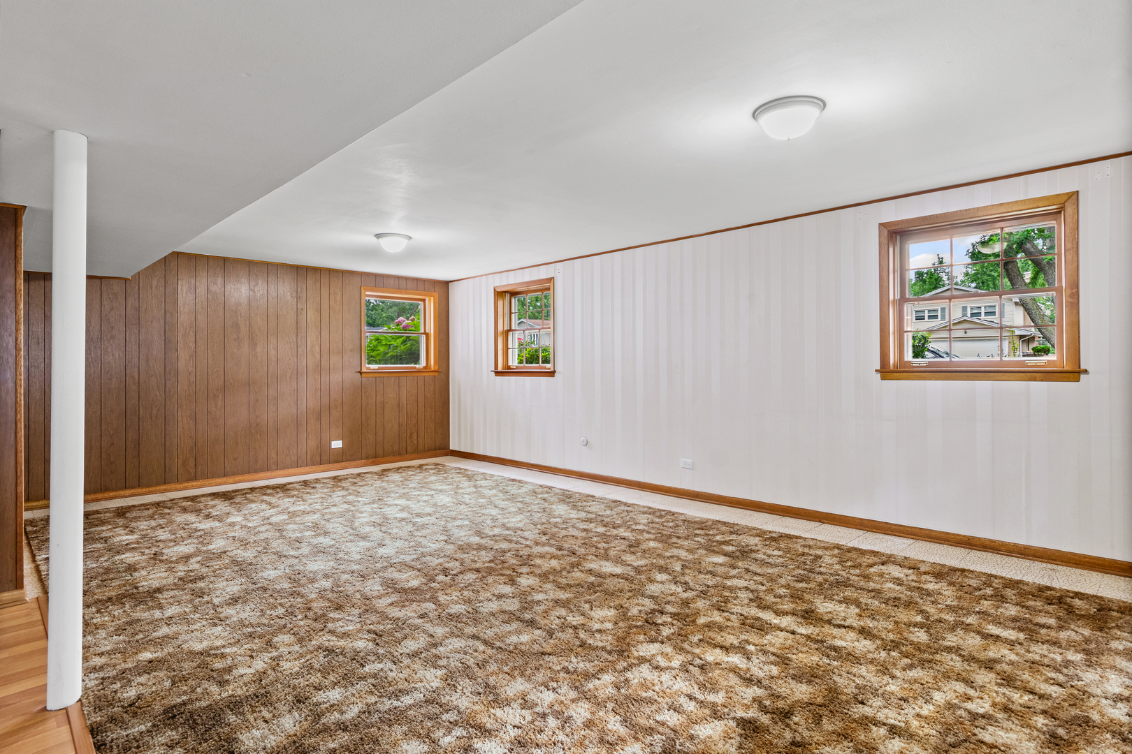 629 70th Street, Darien, IL 60561