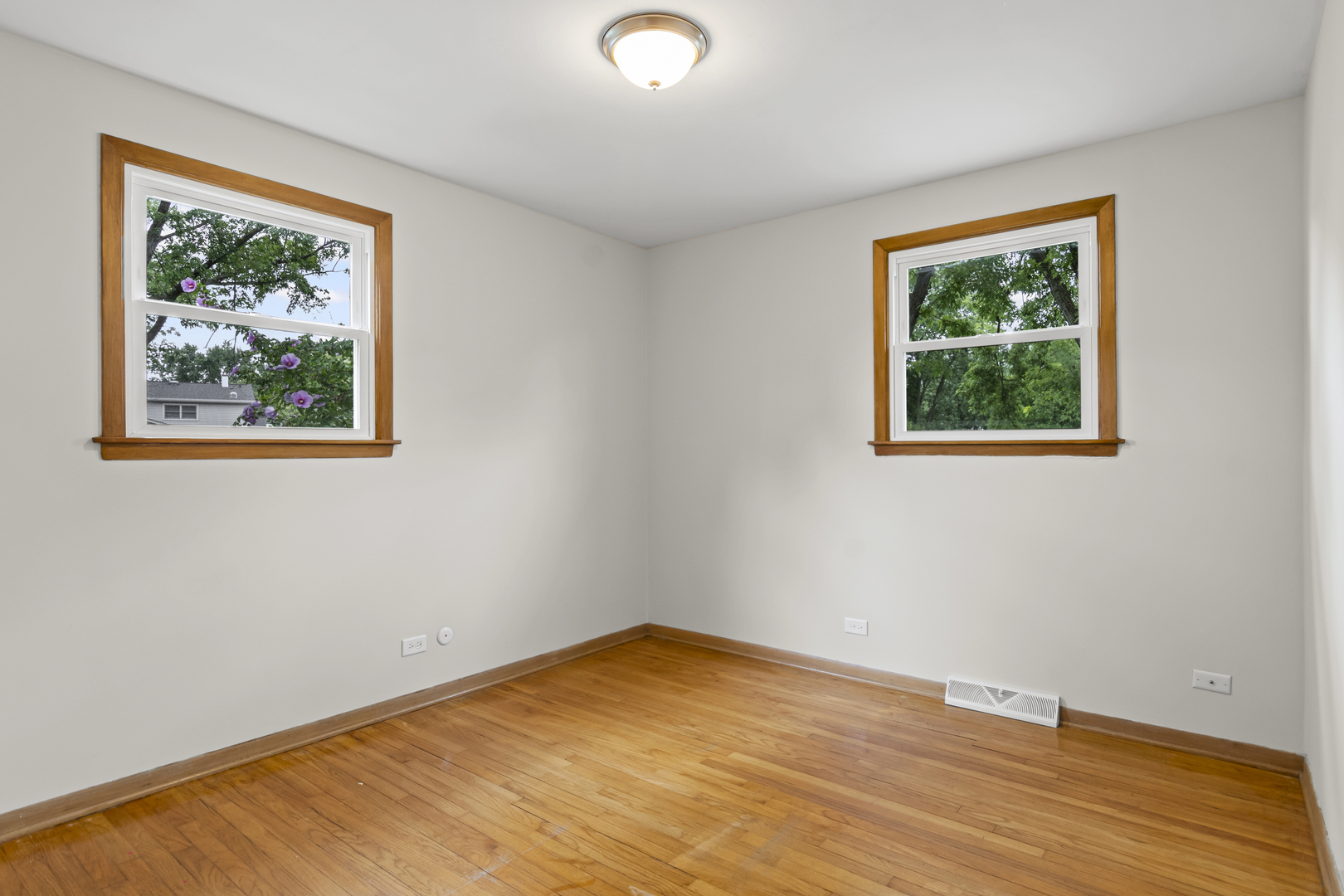 629 70th Street, Darien, IL 60561