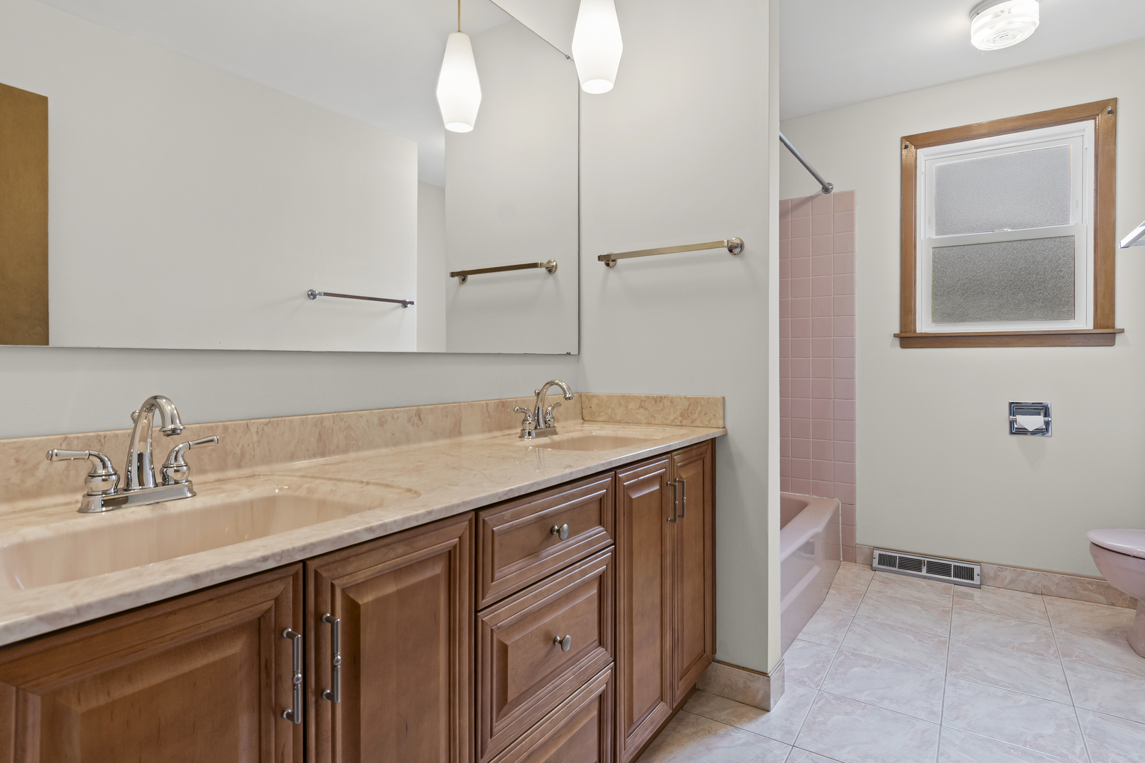 629 70th Street, Darien, IL 60561