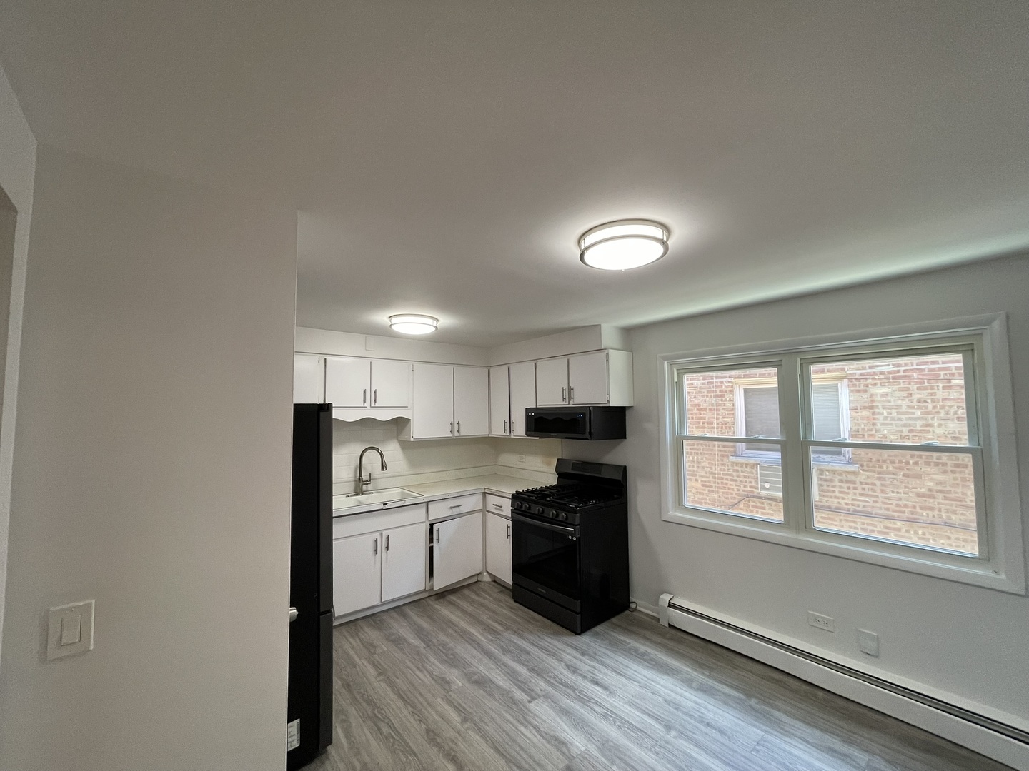 2802 N Rutherford Avenue #2C, Chicago, IL 60634