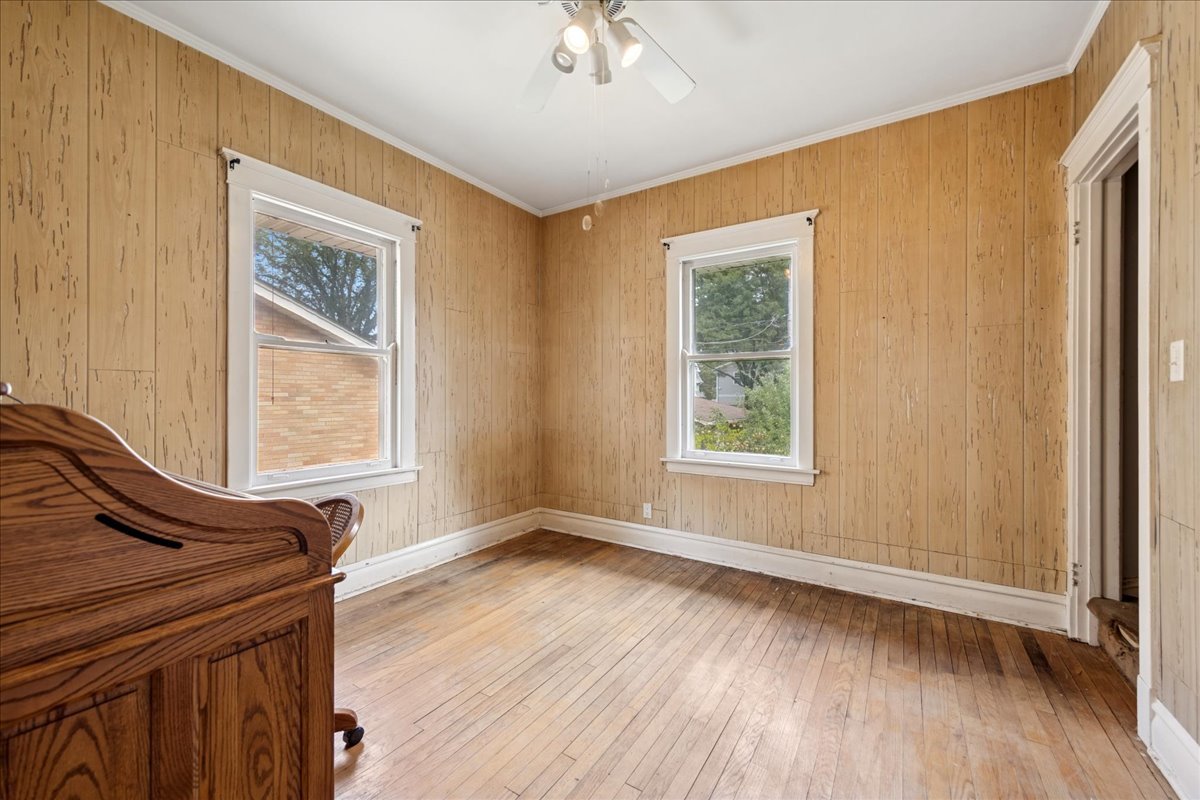 4037 Grand Avenue, Western Springs, IL 60558
