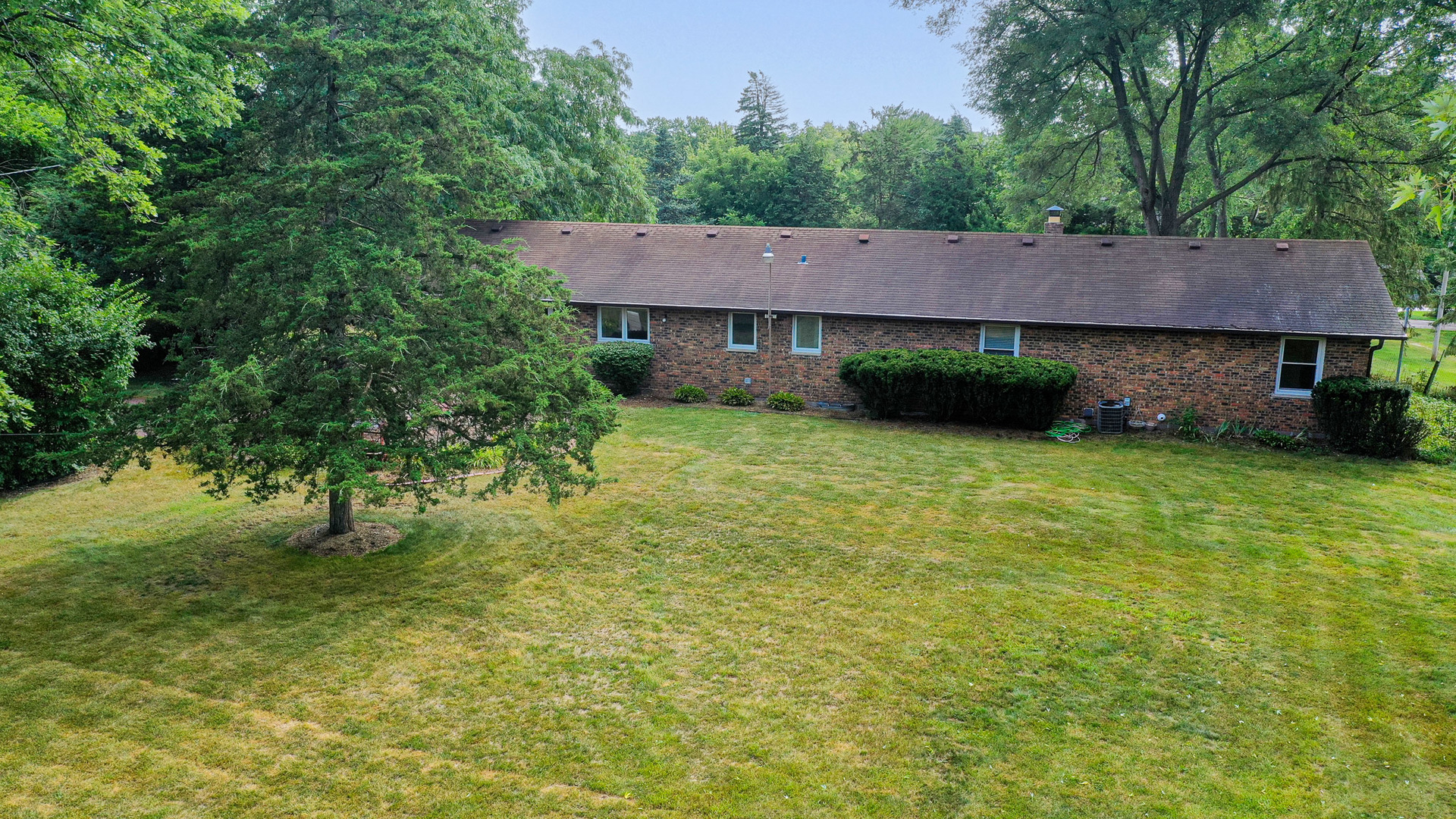 1909 Louise Street, Crystal Lake, IL 60014