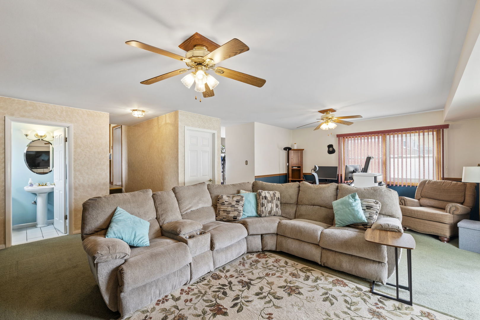 10100 Alice Court, Oak Lawn, IL 60453