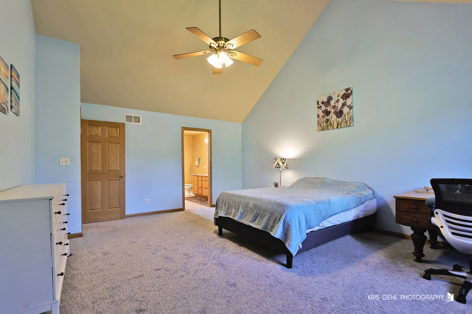 1916 Sunshine Court, Zion, IL 60099