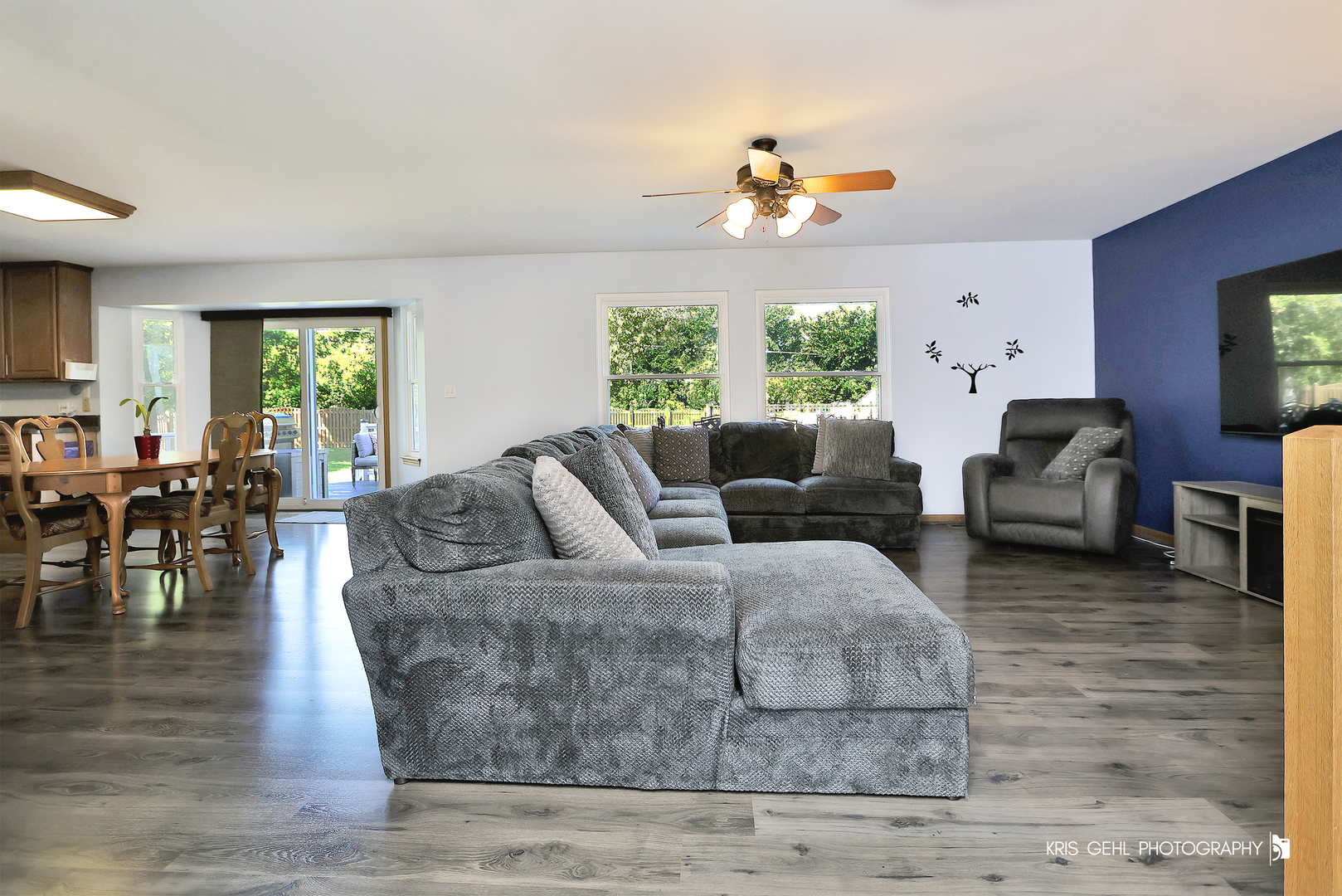 1916 Sunshine Court, Zion, IL 60099