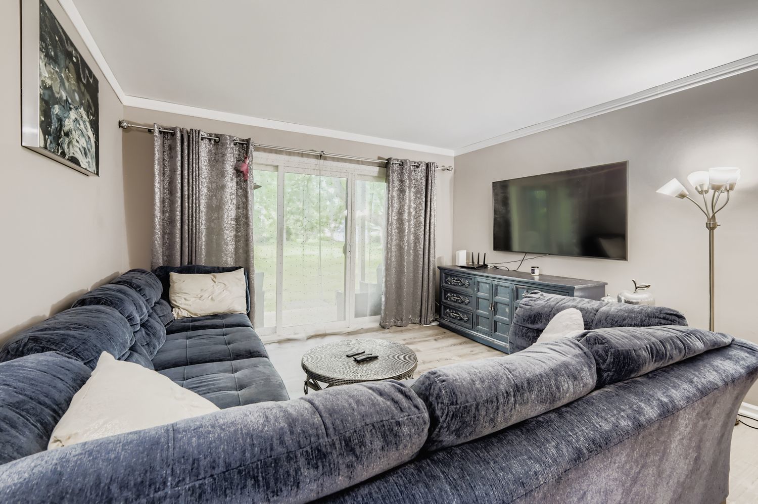 275 Stonehill Lane #D1, Schaumburg, IL 60193
