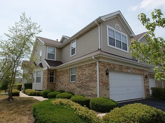 1318 Leonard Drive, Schaumburg, IL 60193