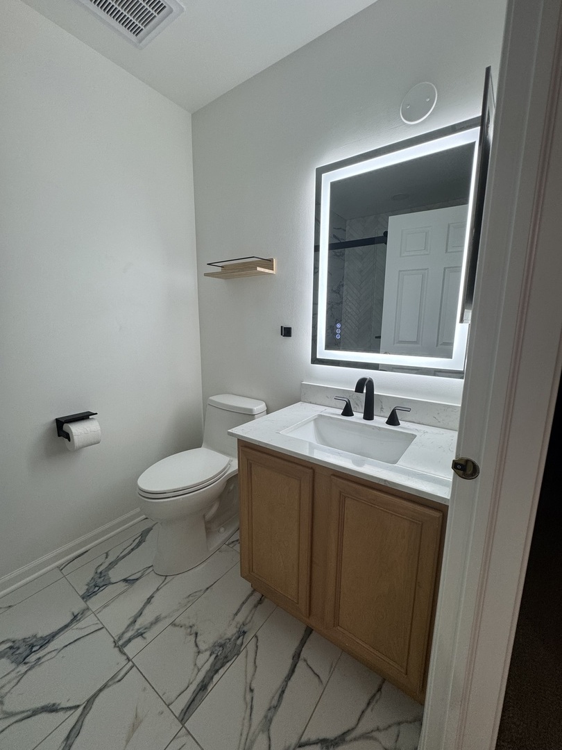 1318 Leonard Drive, Schaumburg, IL 60193