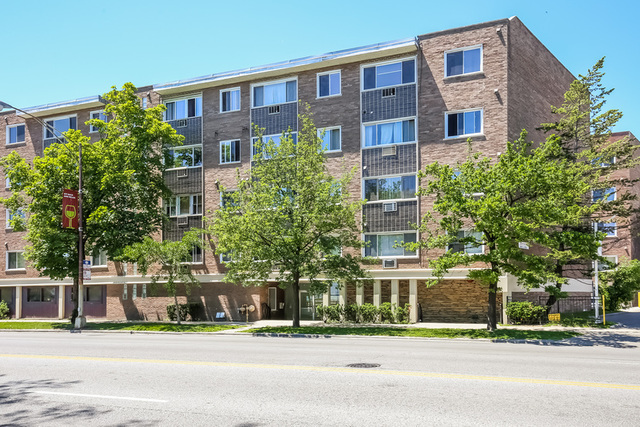 7120 N Sheridan Road #405, Chicago, IL 60626
