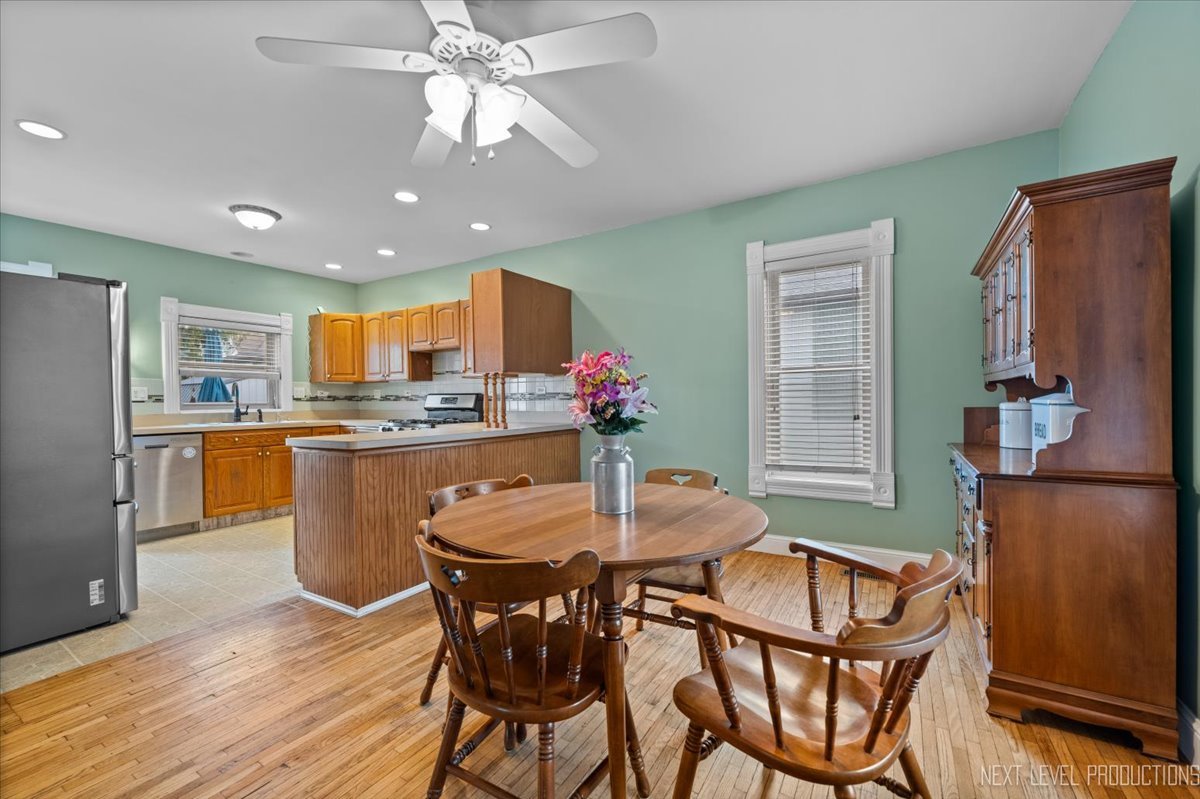 194 N May Street, Hinckley, IL 60520