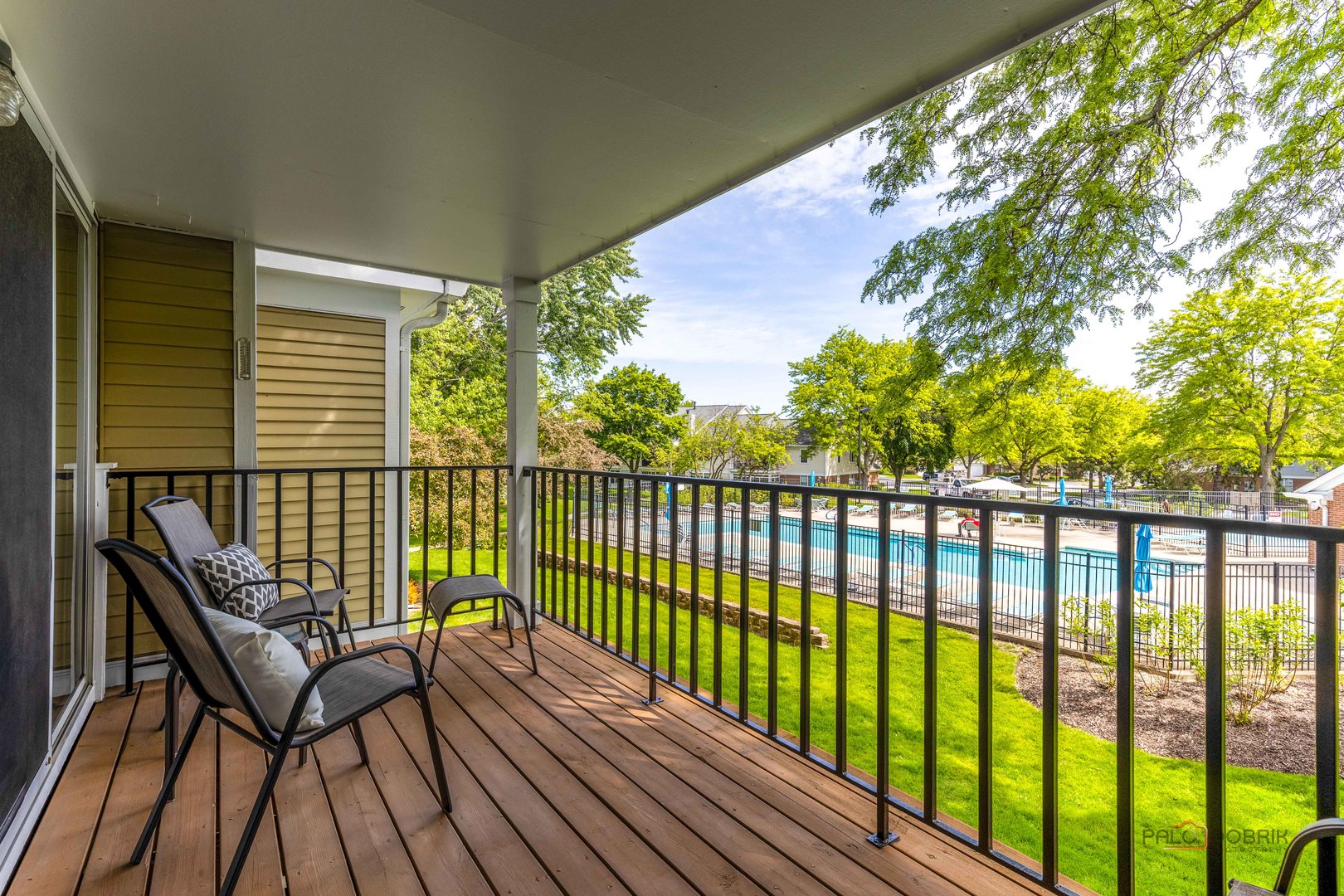 1405 Apricot Court #D, Mount Prospect, IL 60056