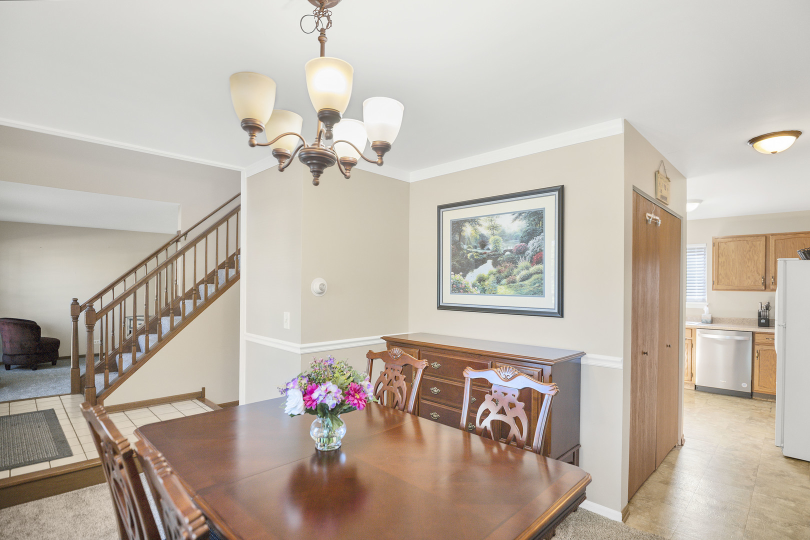 769 White Pine Circle, Lake In The Hills, IL 60156