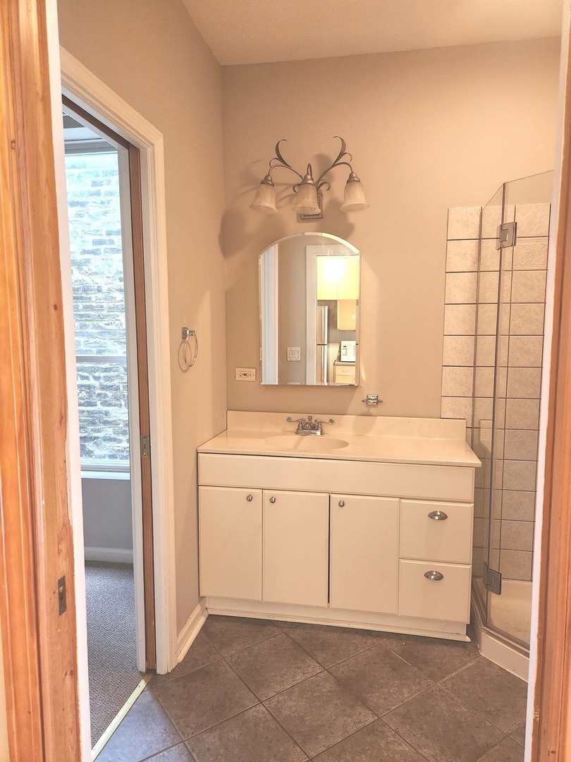 2109 W Polk Street #2, Chicago, IL 60612
