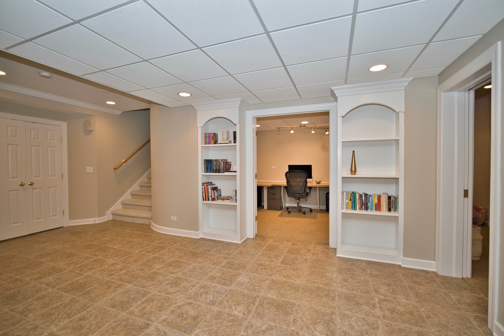 3947 Bluejay Lane, Naperville, IL 60564