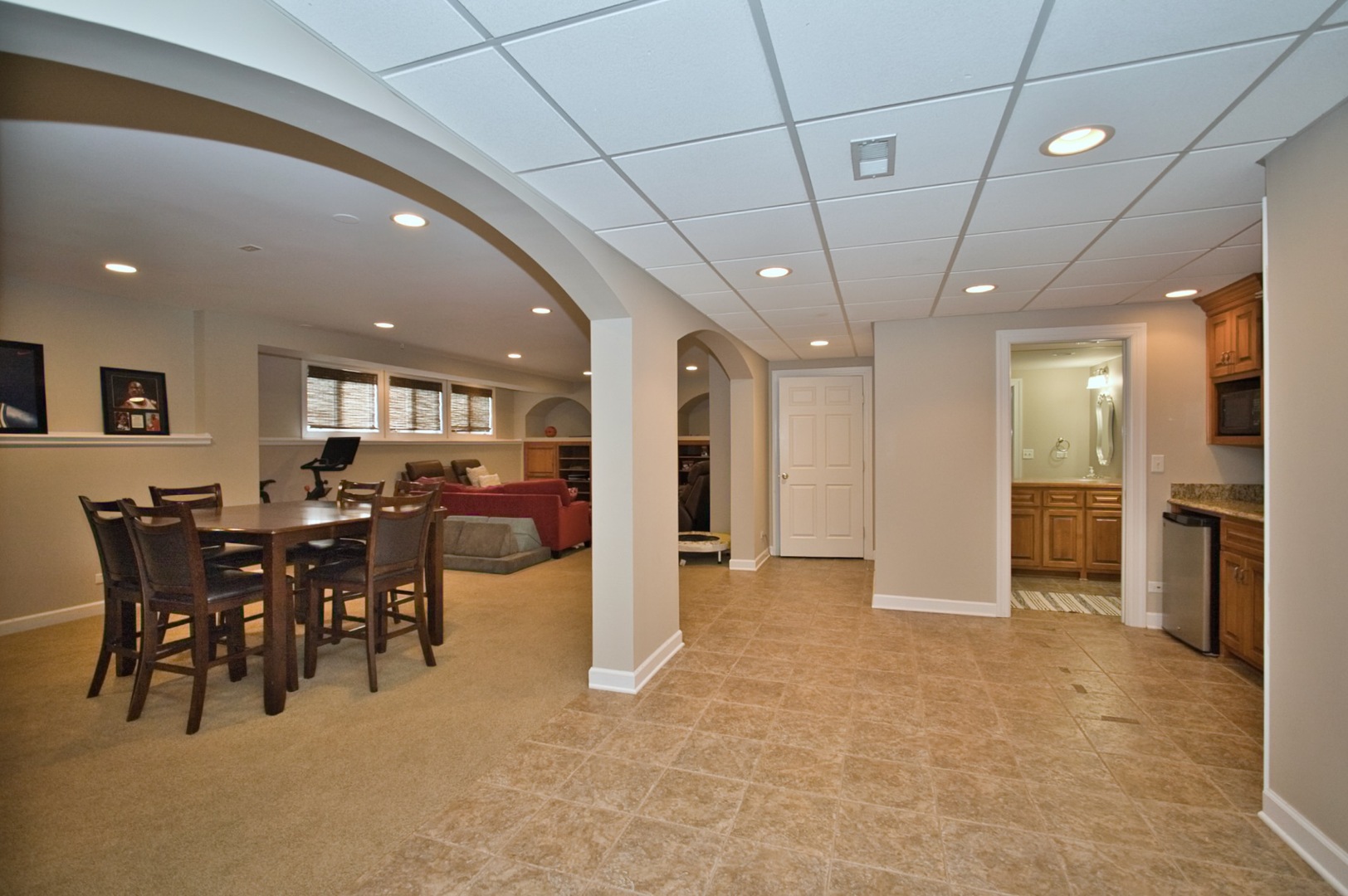 3947 Bluejay Lane, Naperville, IL 60564