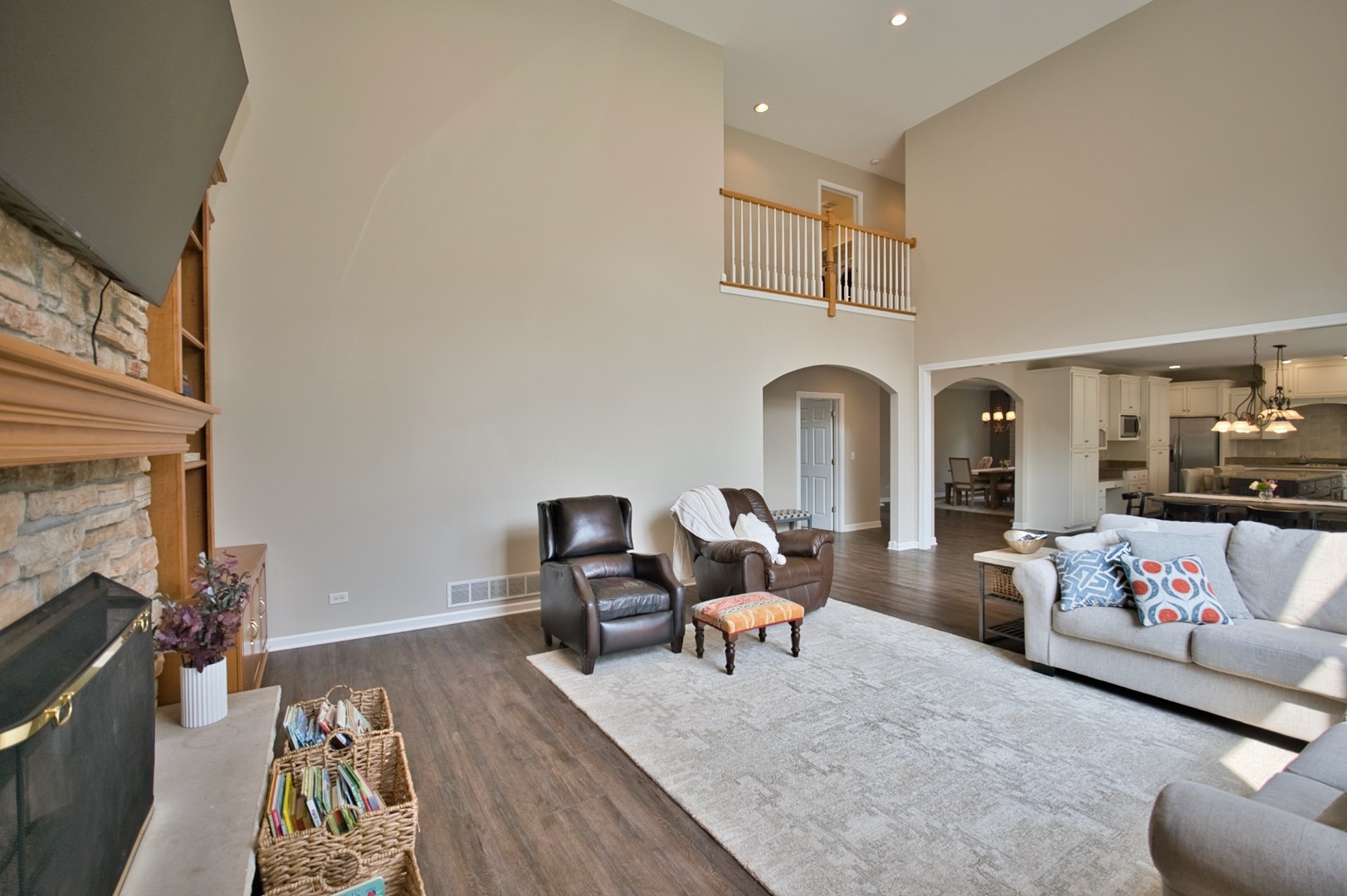 3947 Bluejay Lane, Naperville, IL 60564
