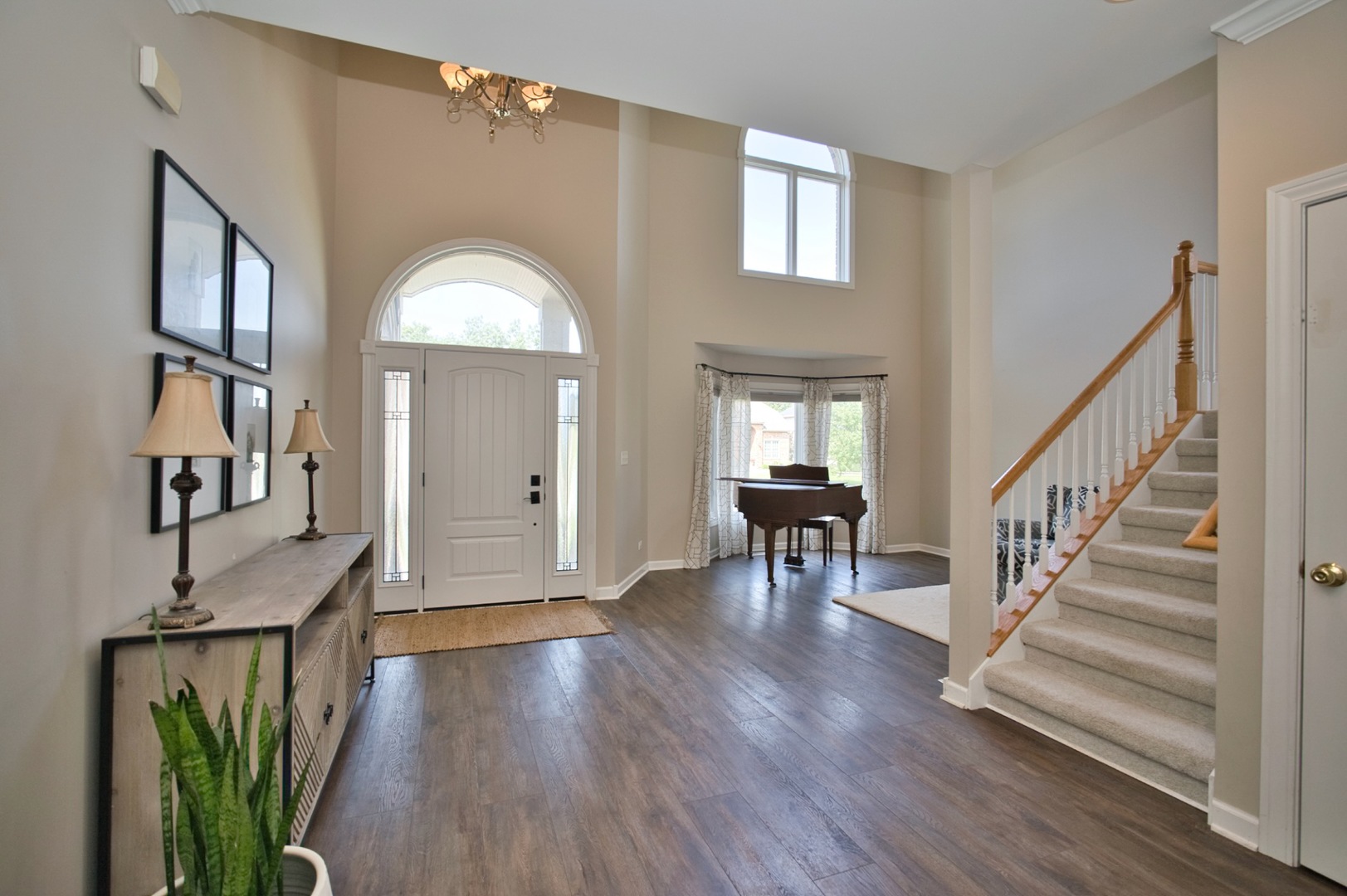 3947 Bluejay Lane, Naperville, IL 60564