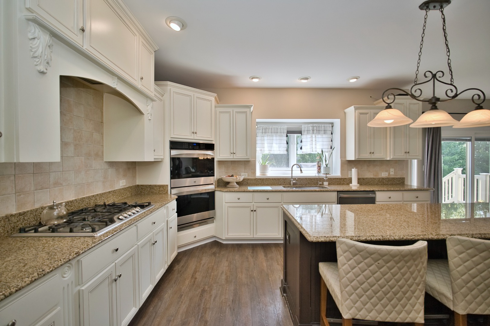 3947 Bluejay Lane, Naperville, IL 60564