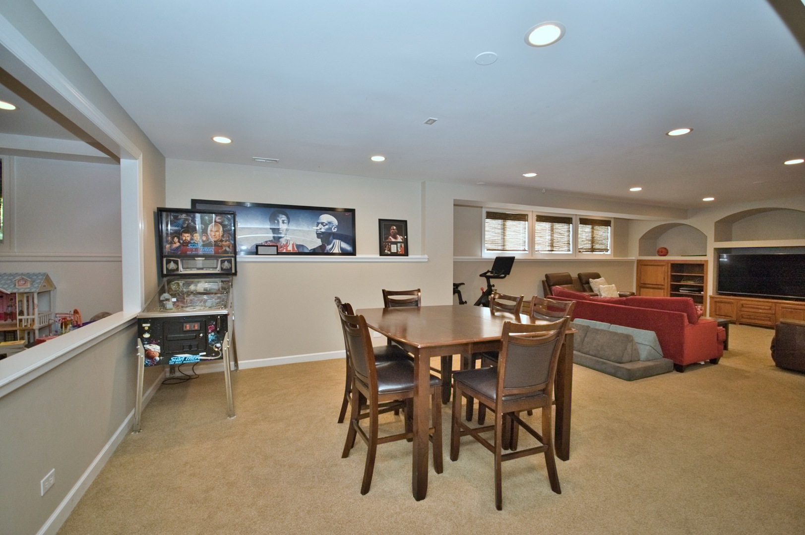 3947 Bluejay Lane, Naperville, IL 60564