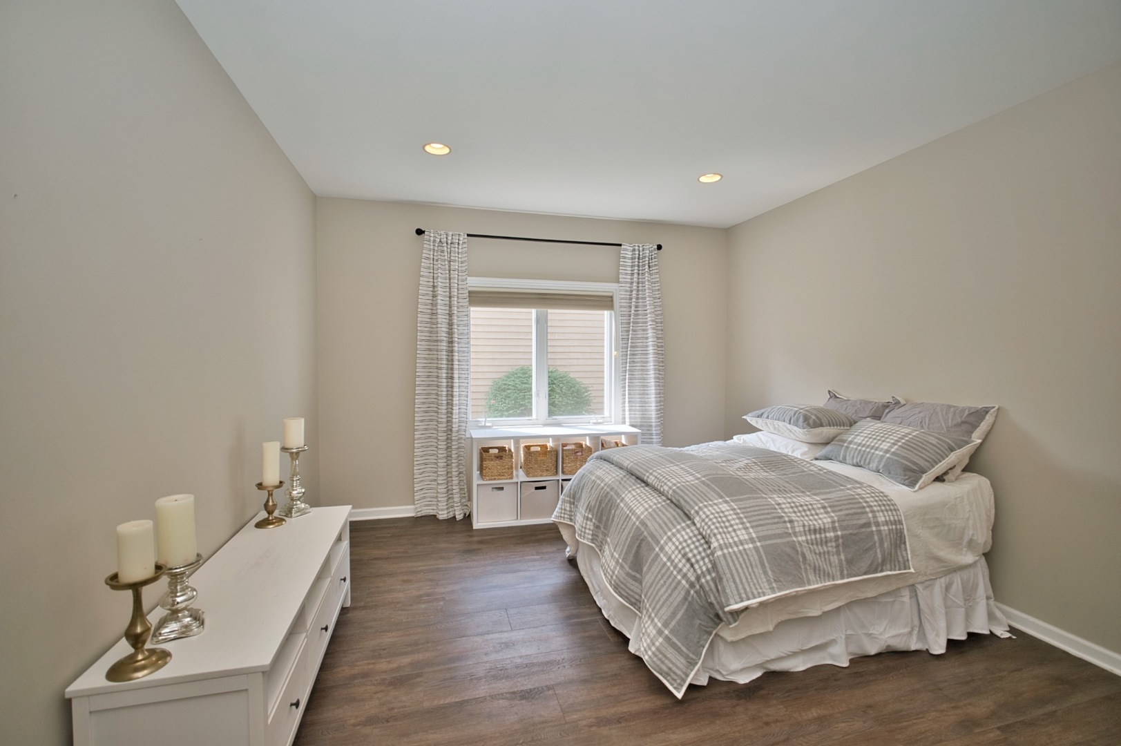 3947 Bluejay Lane, Naperville, IL 60564
