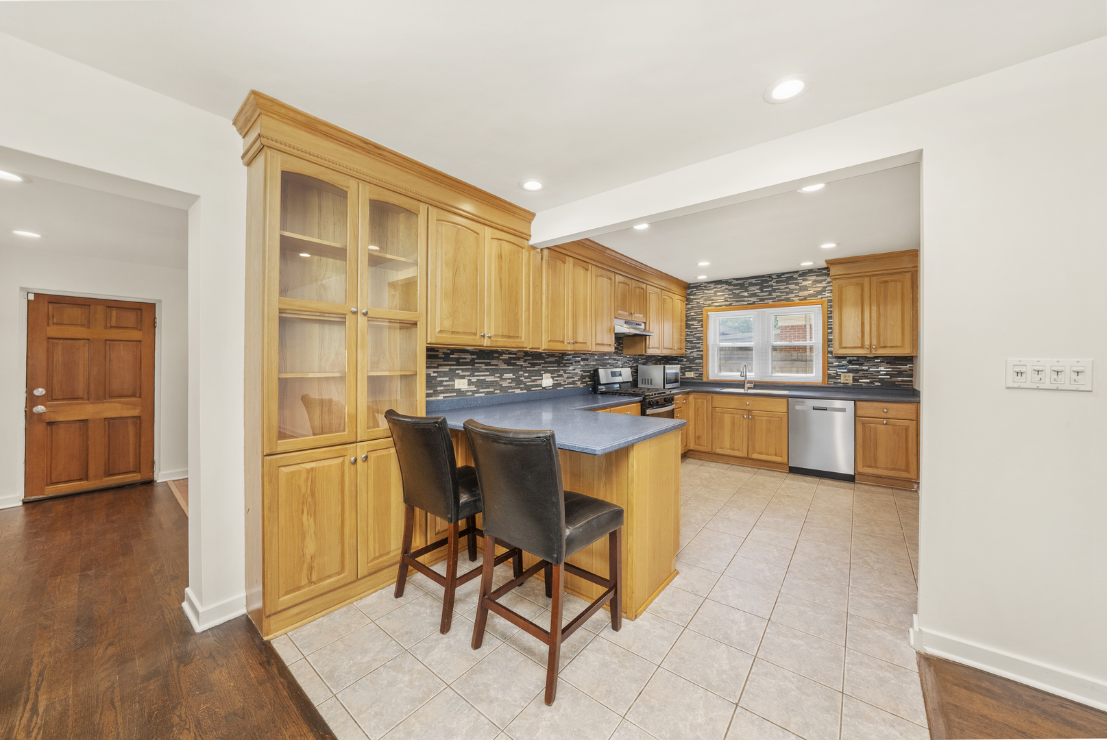 1621 S Crescent Avenue, Park Ridge, IL 60068