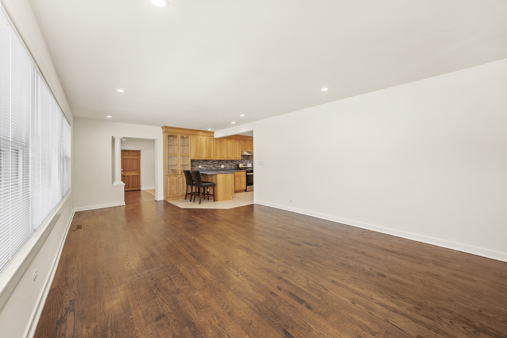 1621 S Crescent Avenue, Park Ridge, IL 60068