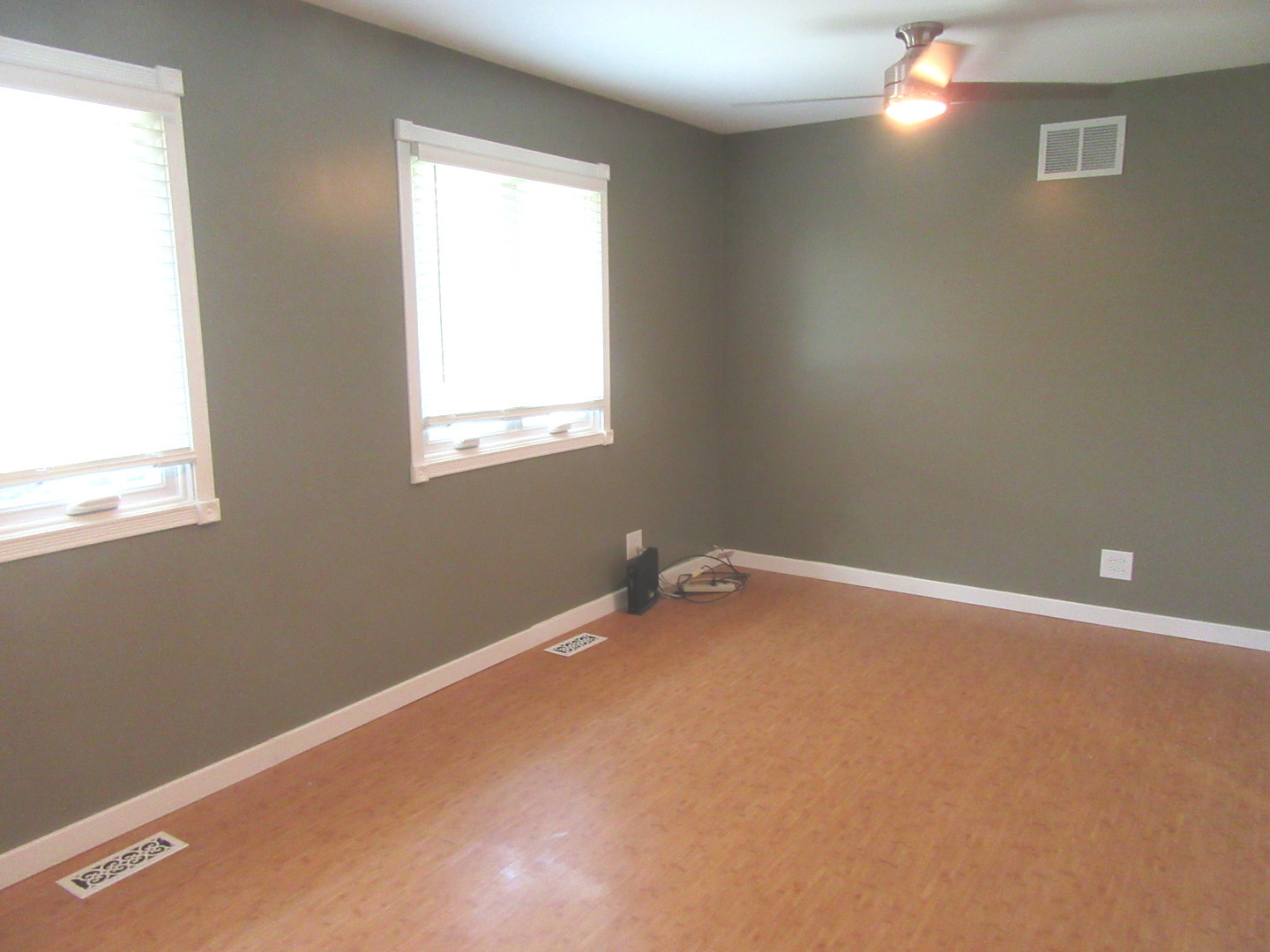 30W274 Bedford Lane, Warrenville, IL 60555