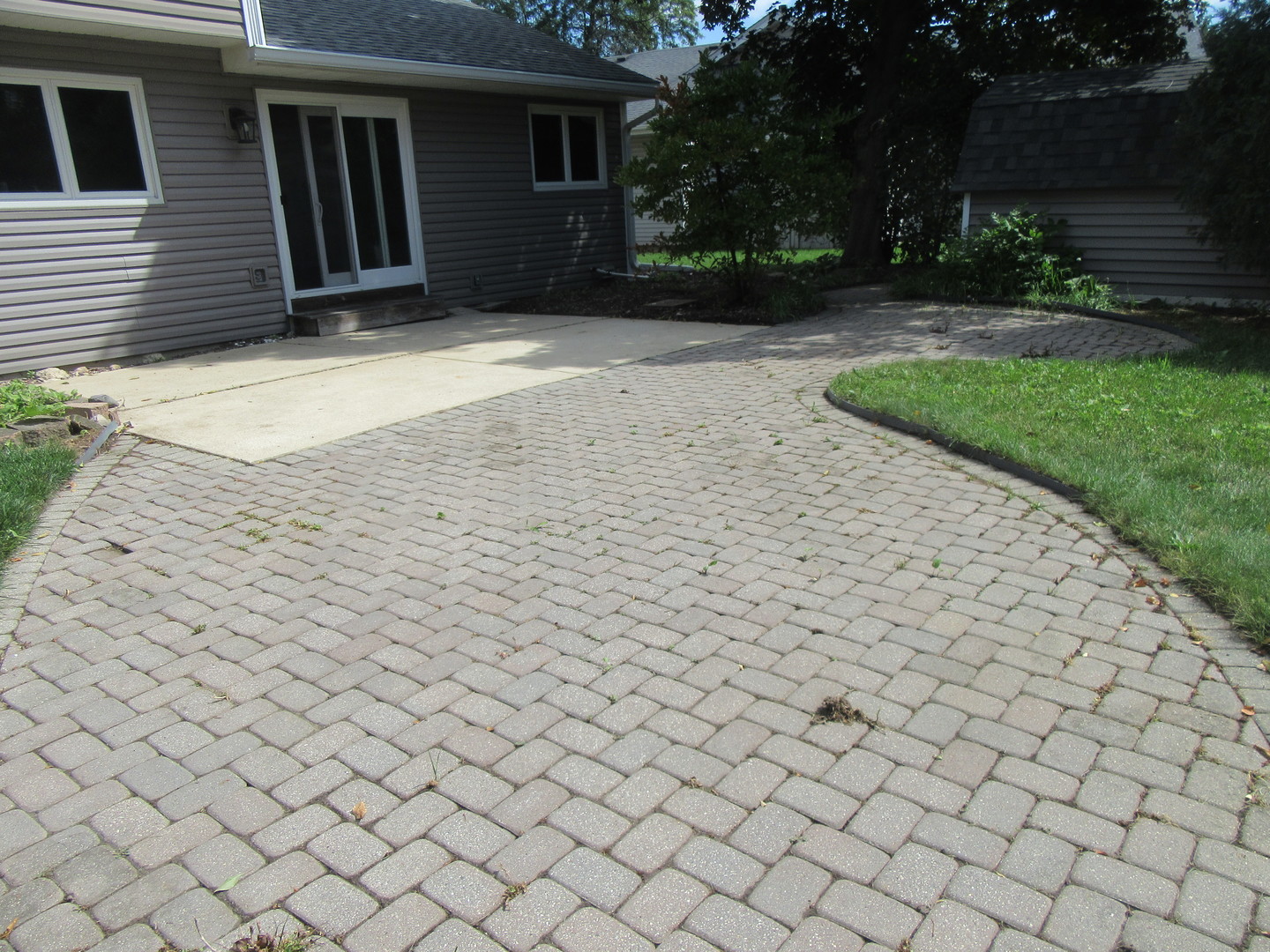 30W274 Bedford Lane, Warrenville, IL 60555