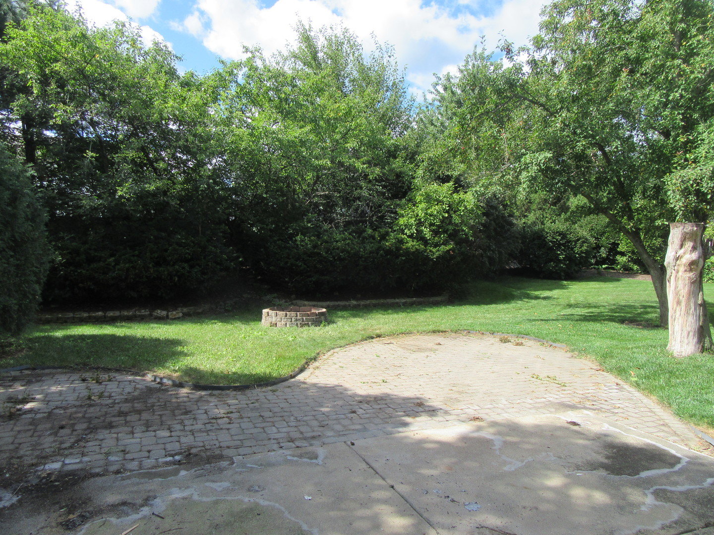 30W274 Bedford Lane, Warrenville, IL 60555