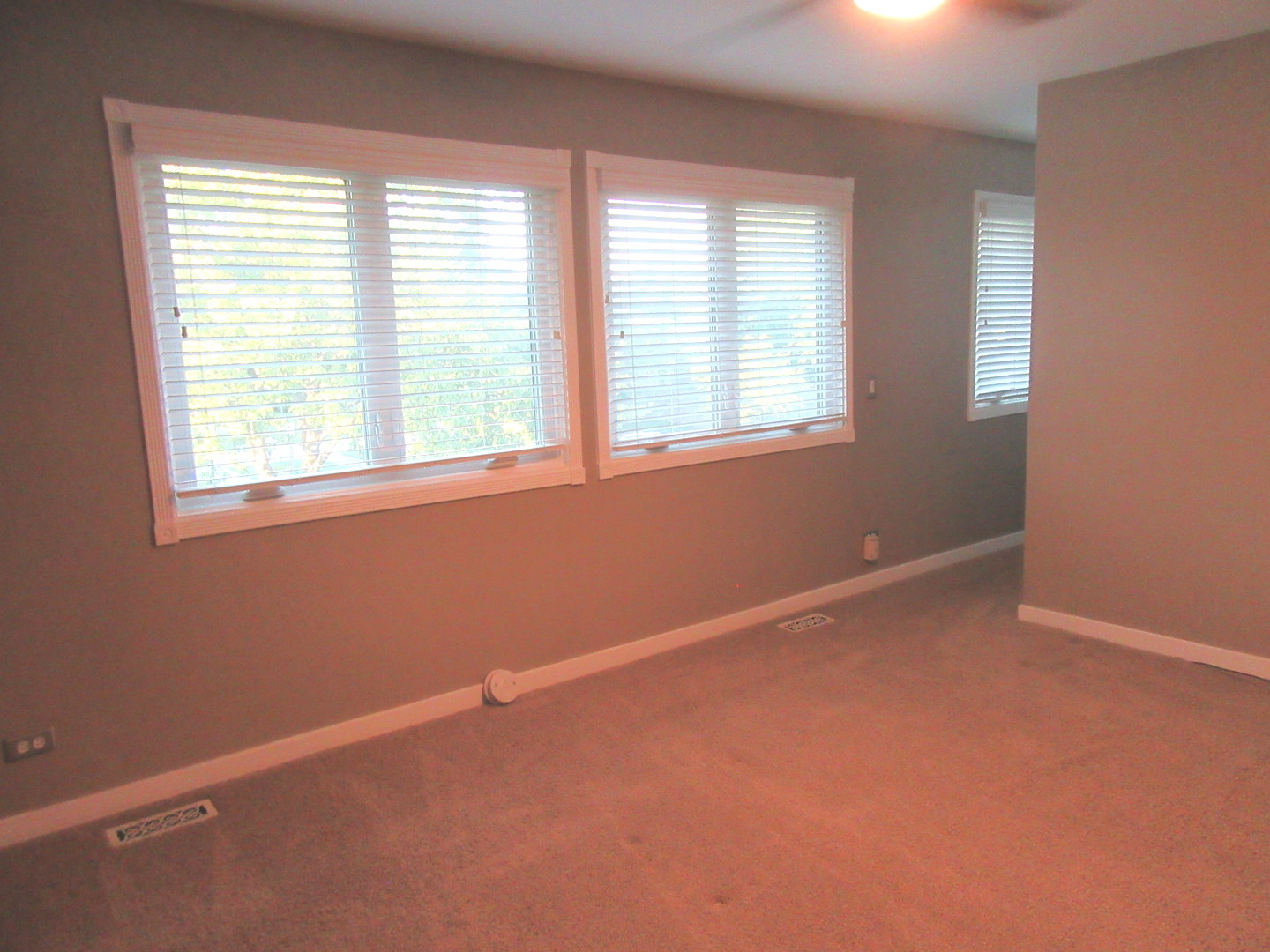 30W274 Bedford Lane, Warrenville, IL 60555