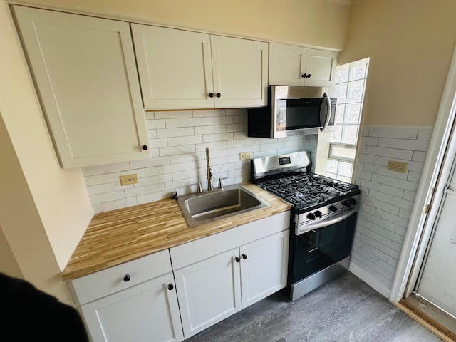12833 Irving Avenue #2, Blue Island, IL 60406