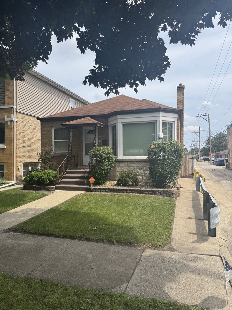 2527 Keystone Avenue, North Riverside, IL 60546