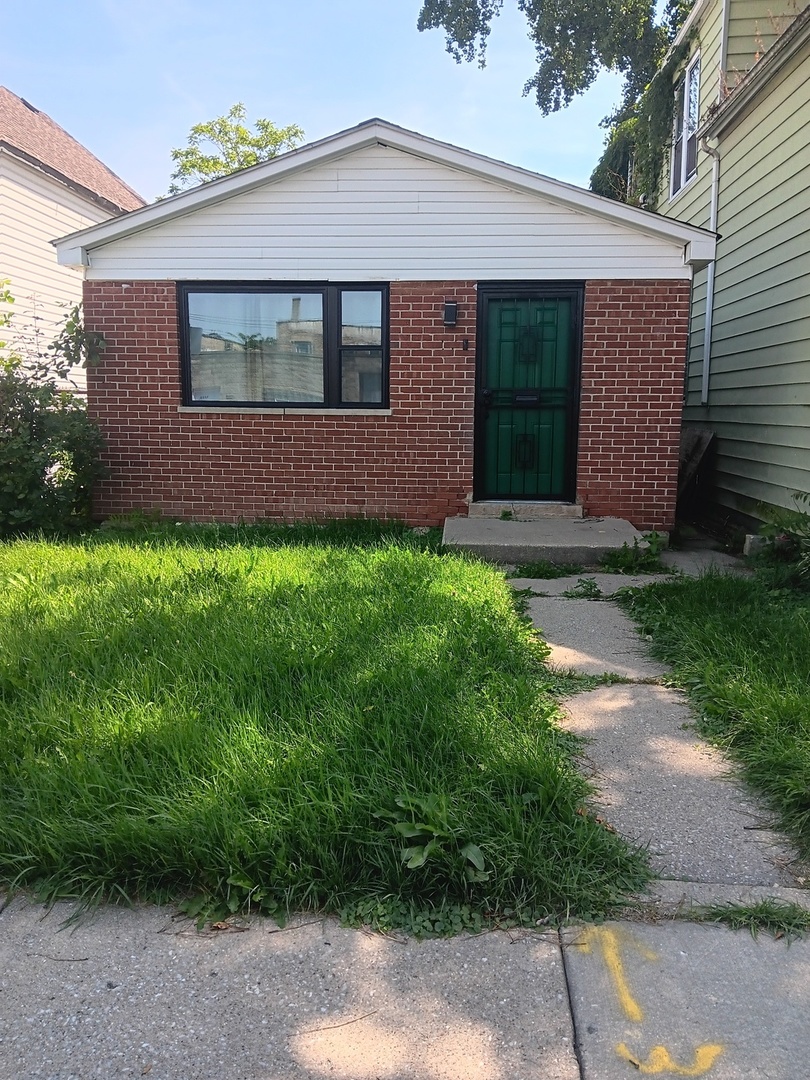 5929 S Racine Avenue, Chicago, IL 60636