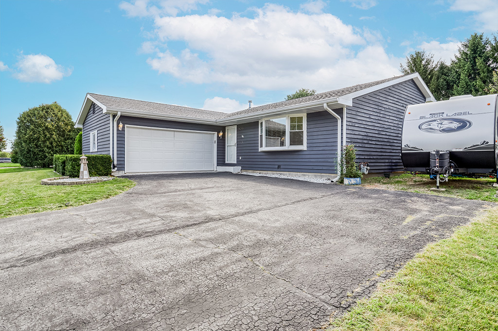 24241 W Hummingbird Drive, Channahon, IL 60410