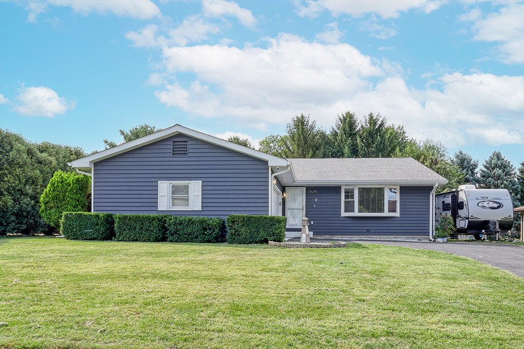 24241 W Hummingbird Drive, Channahon, IL 60410