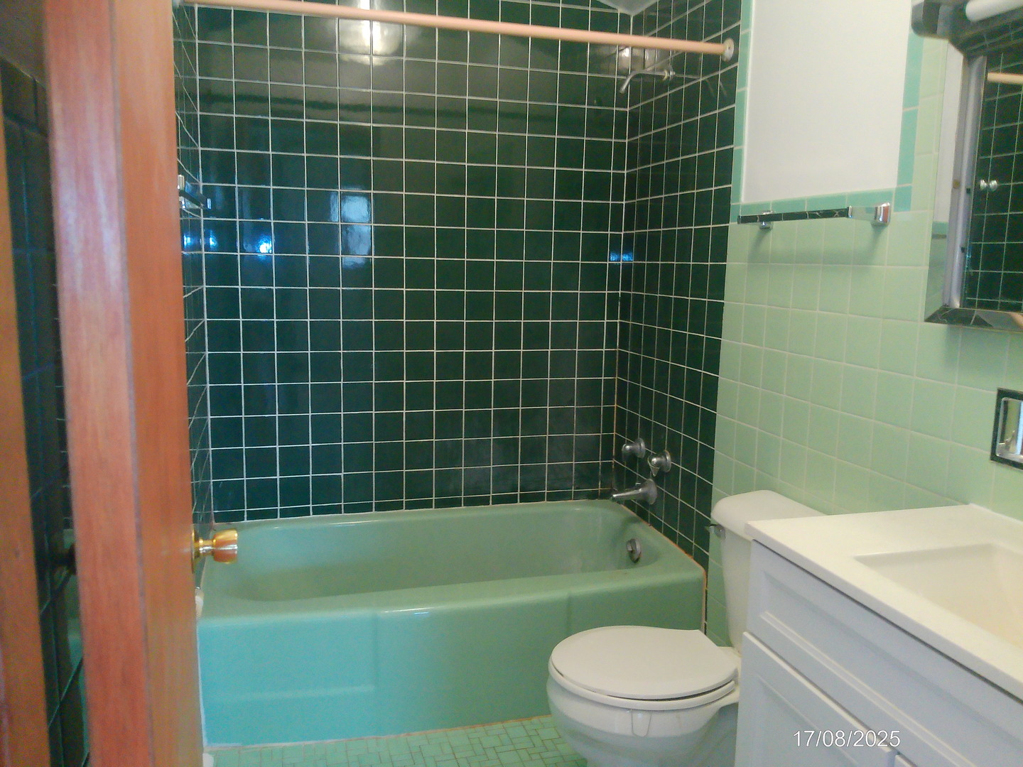 7256 W Belmont Avenue #2N, Chicago, IL 60634