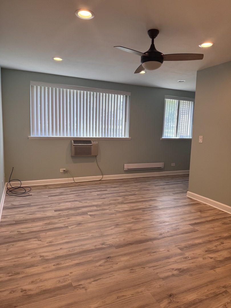 705 Strom Drive #1D, West Dundee, IL 60118