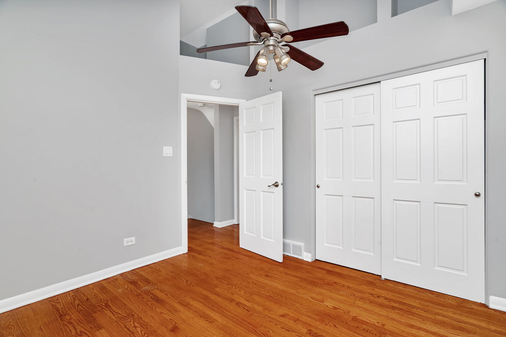 13 S Waiola Avenue #5, La Grange, IL 60525