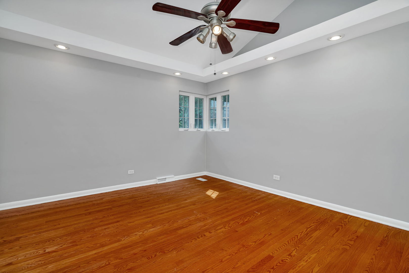 13 S Waiola Avenue #5, La Grange, IL 60525
