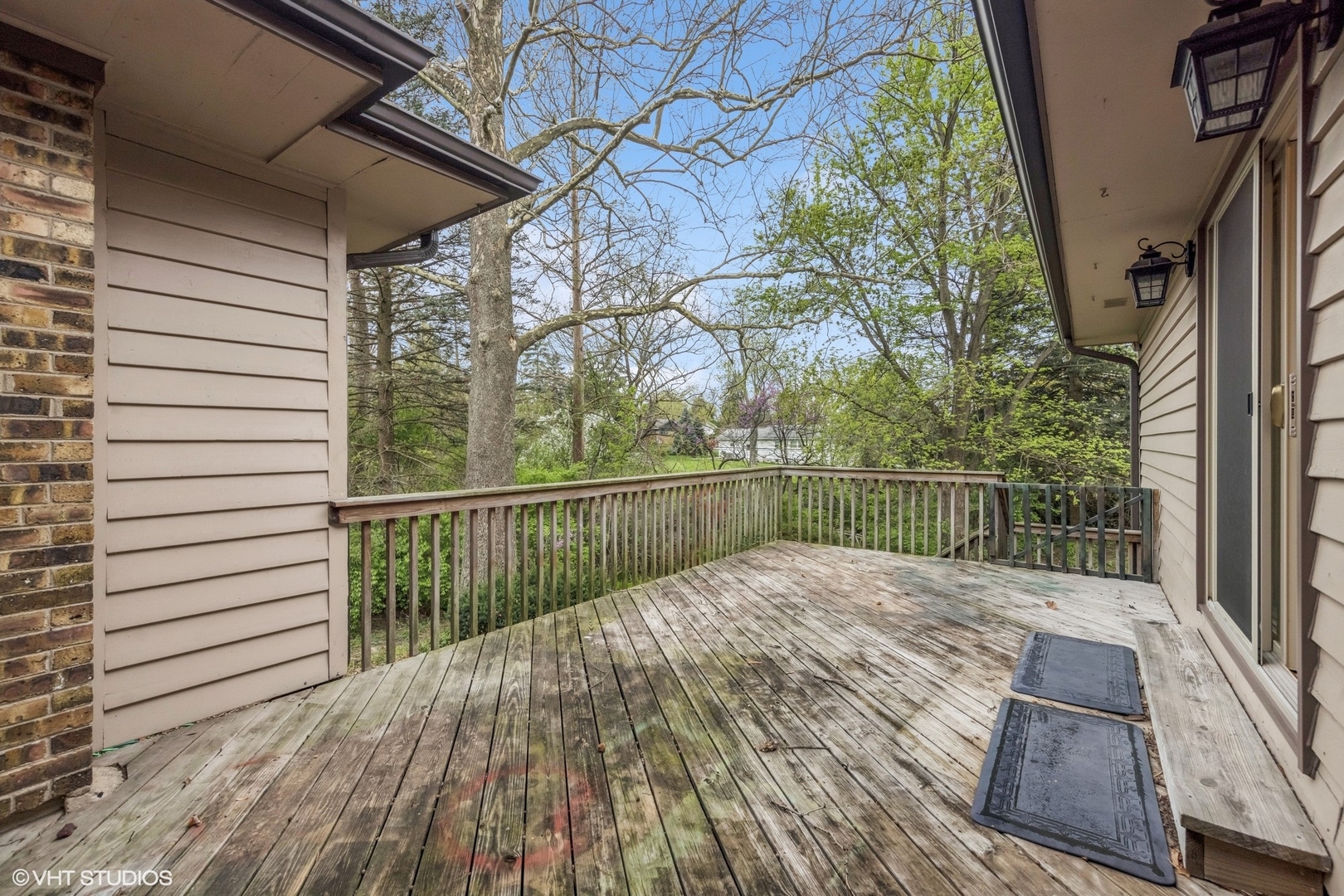 3950 Downers Drive, Downers Grove, IL 60515