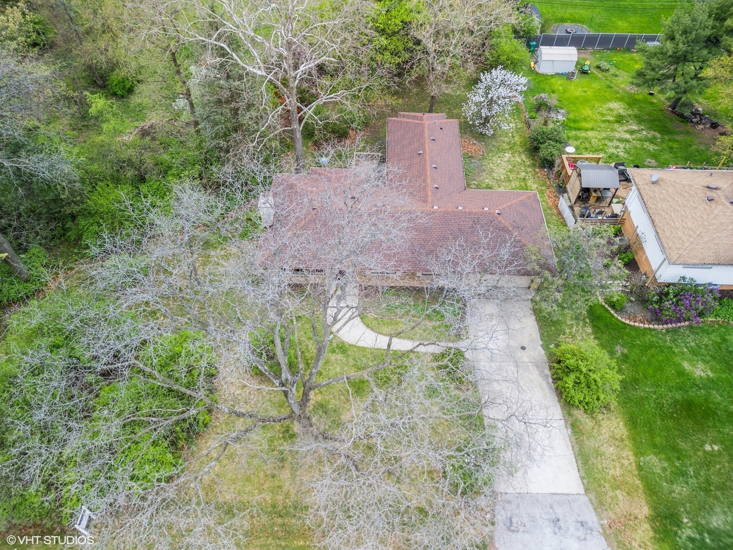 3950 Downers Drive, Downers Grove, IL 60515