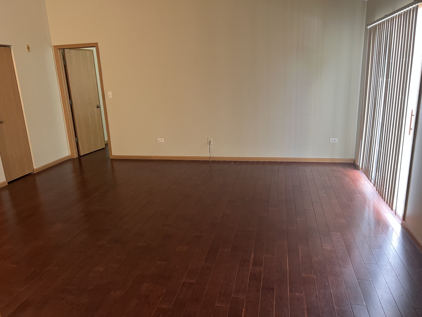 2419 SHEEHAN Drive #201, Naperville, IL 60564