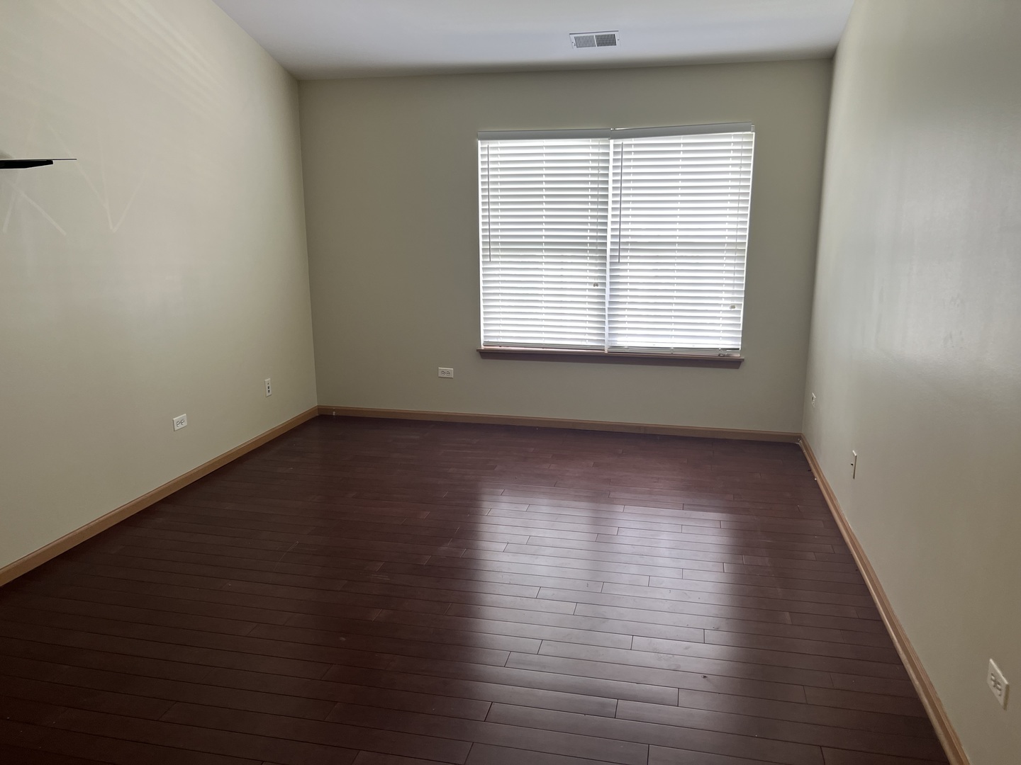 2419 SHEEHAN Drive #201, Naperville, IL 60564