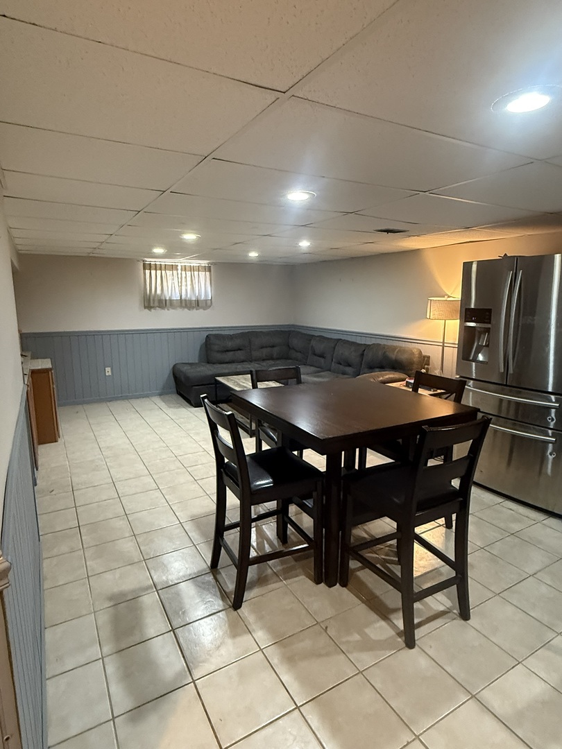 841 WILCOX Street, Mundelein, IL 60060