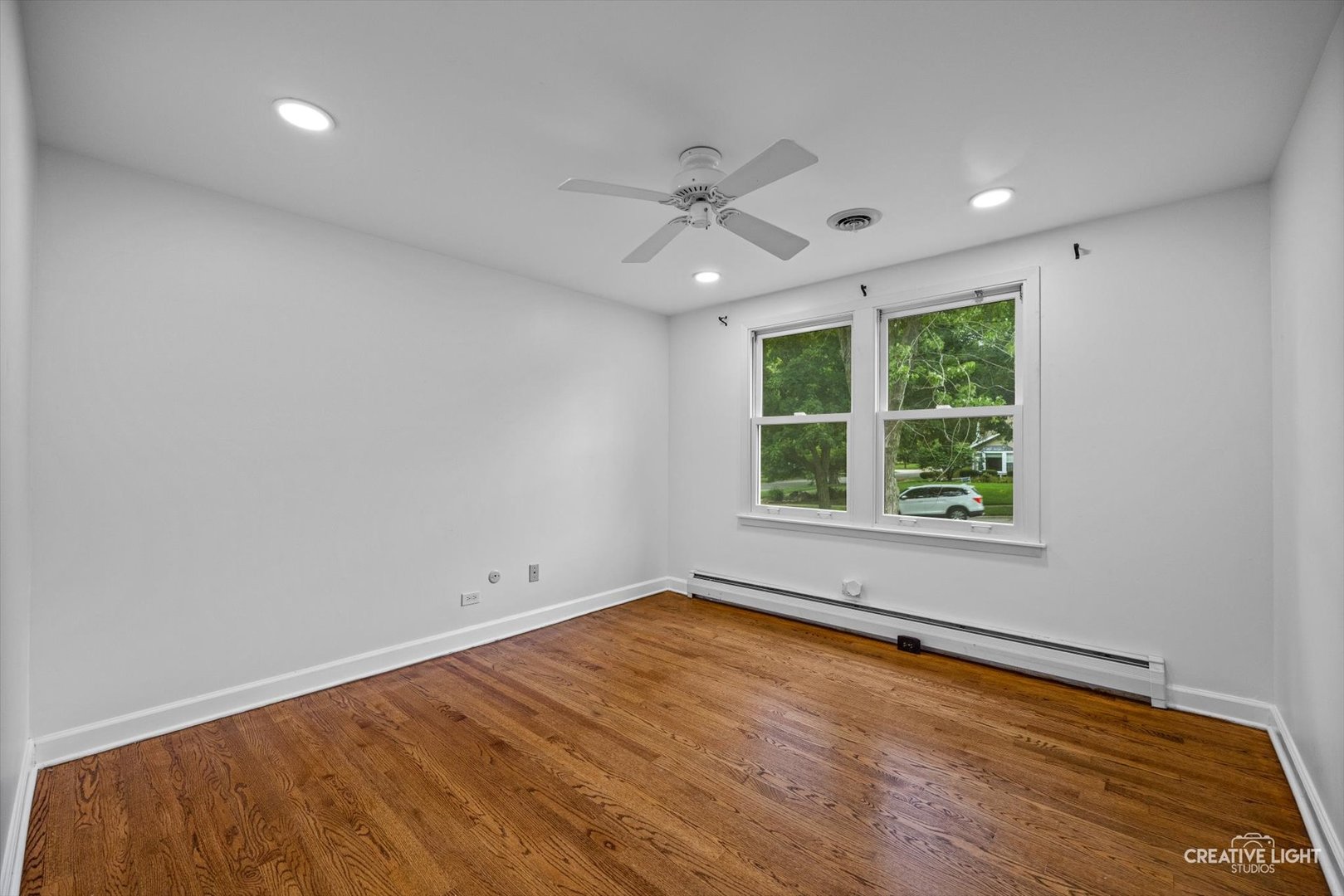 165 Tamarack Avenue, Naperville, IL 60540