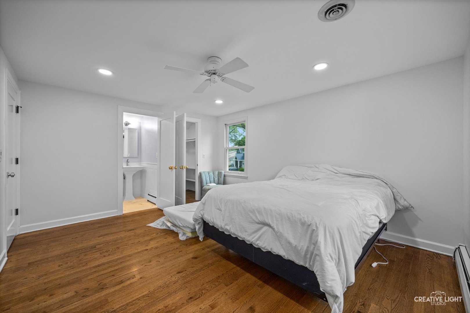 165 Tamarack Avenue, Naperville, IL 60540