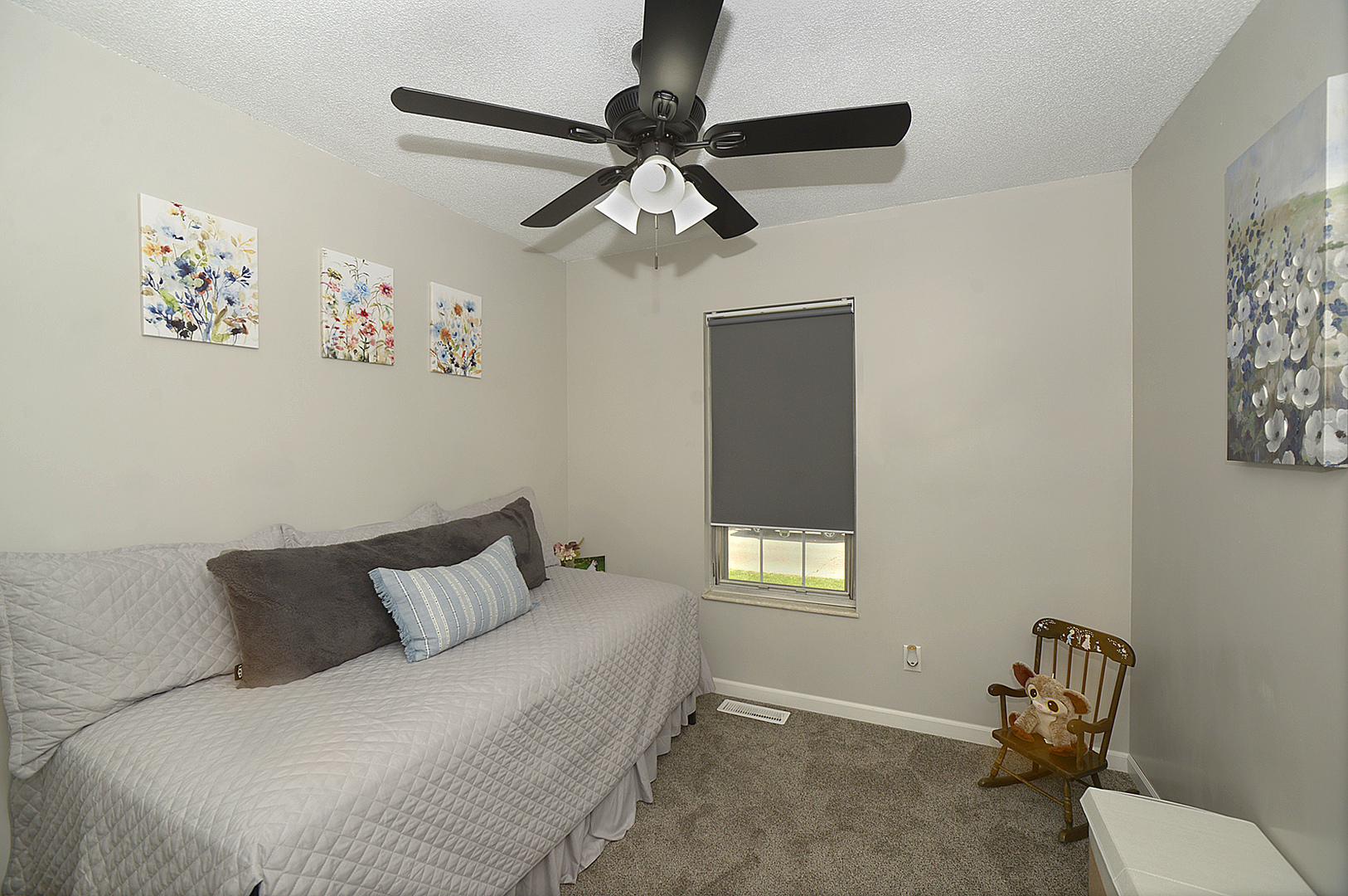 1403 Dakota Drive, Ottawa, IL 61350