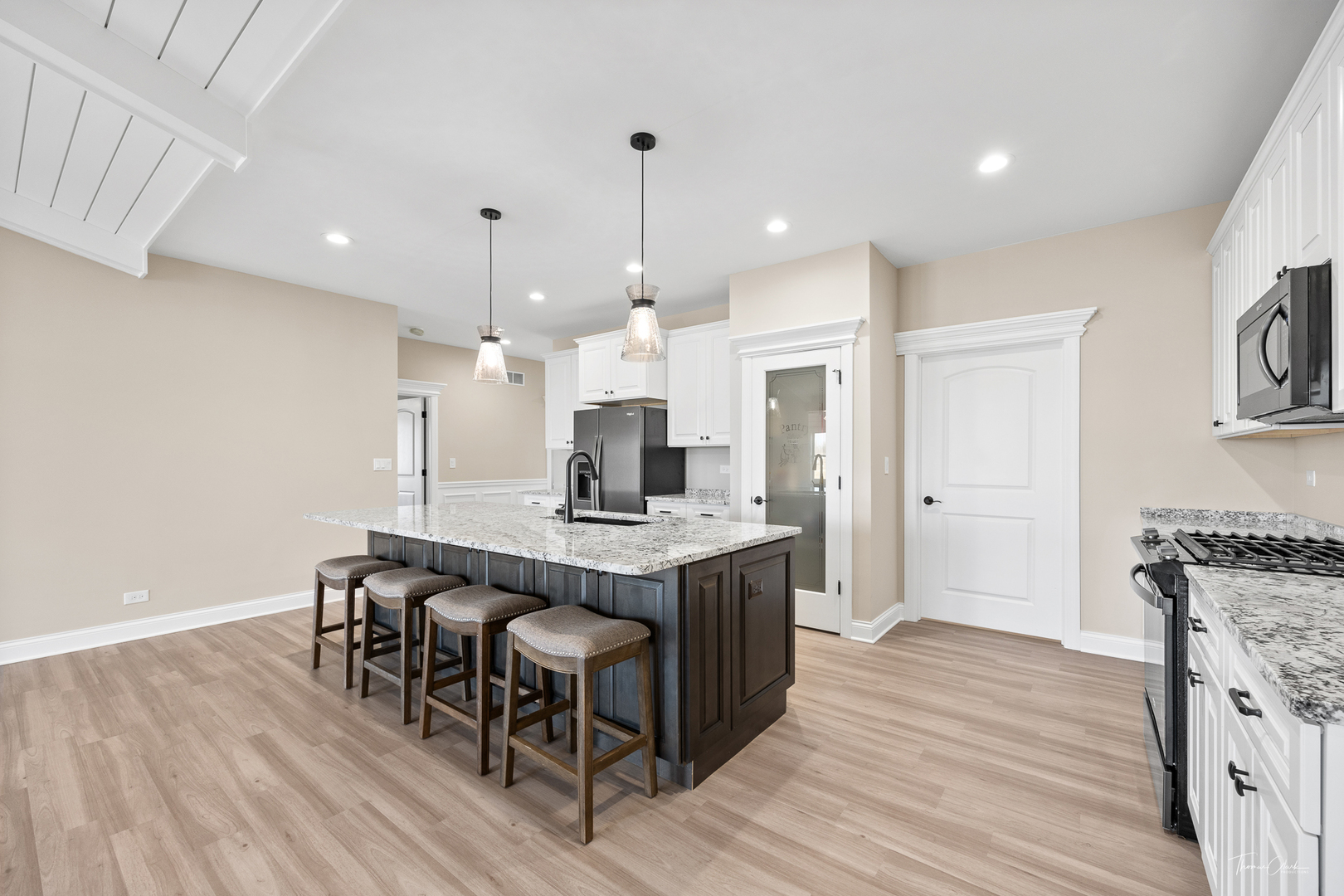 25200 S Westwind Drive, Channahon, IL 60410