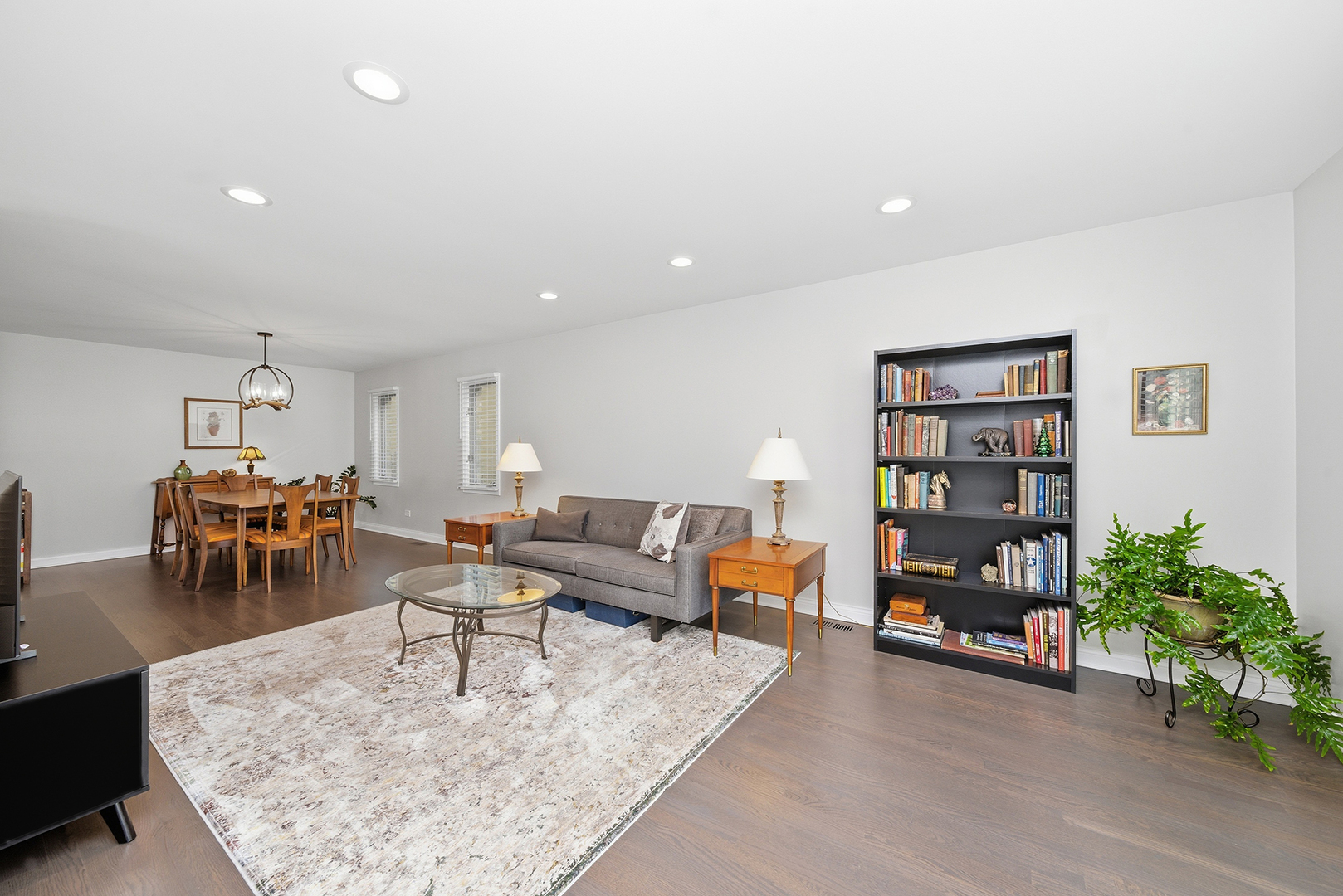 Brookfield, IL 60513