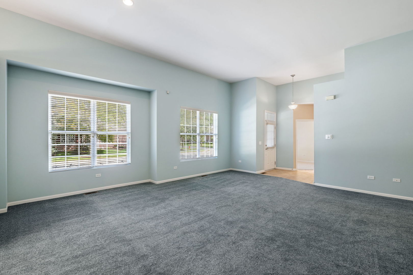 2801 Bond Circle, Naperville, IL 60563